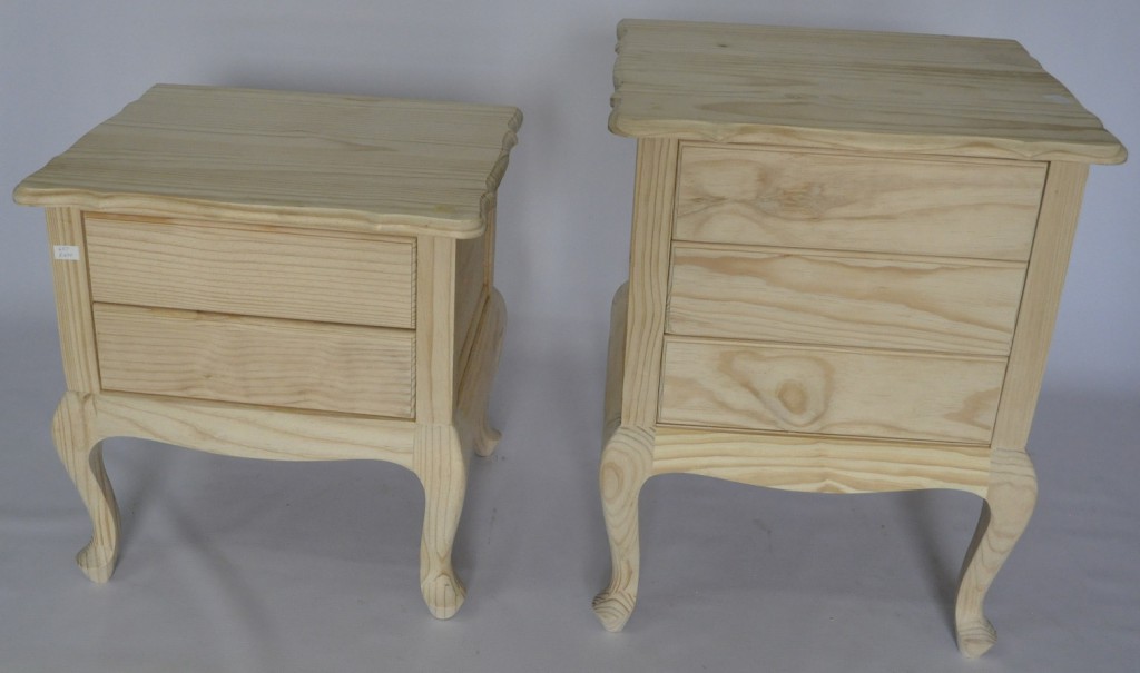 QUEEN PEDESTALS QUEEN PEDESTALS